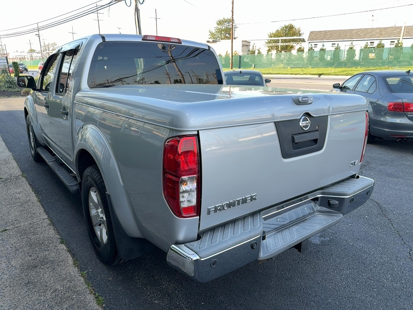 Used 2013 Nissan Frontier SV Truck Crew Cab