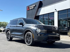 2026 Mitsubishi Outlander Plug-In Hybrid Black Edition SUV