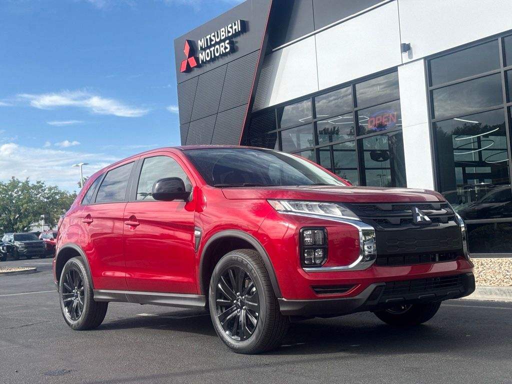 2027 Mitsubishi Outlander Sport LE