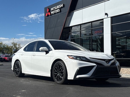 2024 Toyota Camry SE Sedan