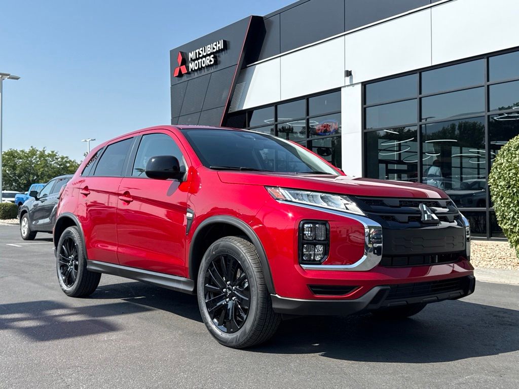 2027 Mitsubishi Outlander Sport LE