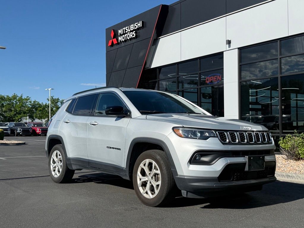 2024 Jeep Compass Latitude SUV