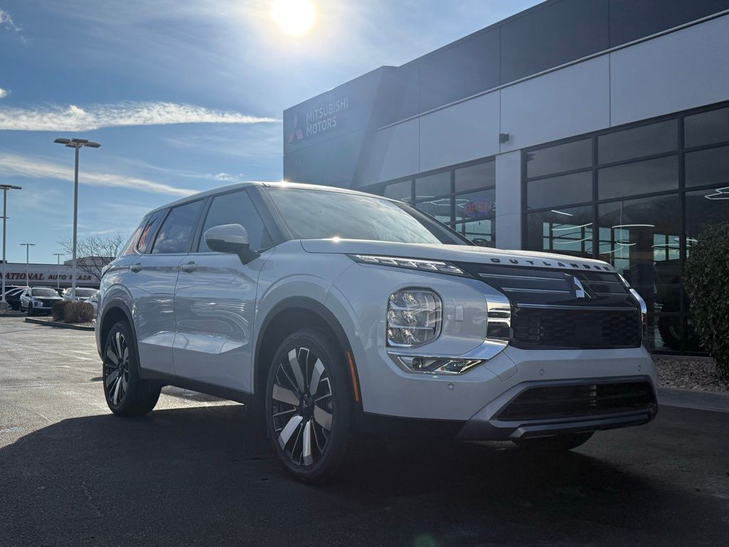 2026 Mitsubishi Outlander
