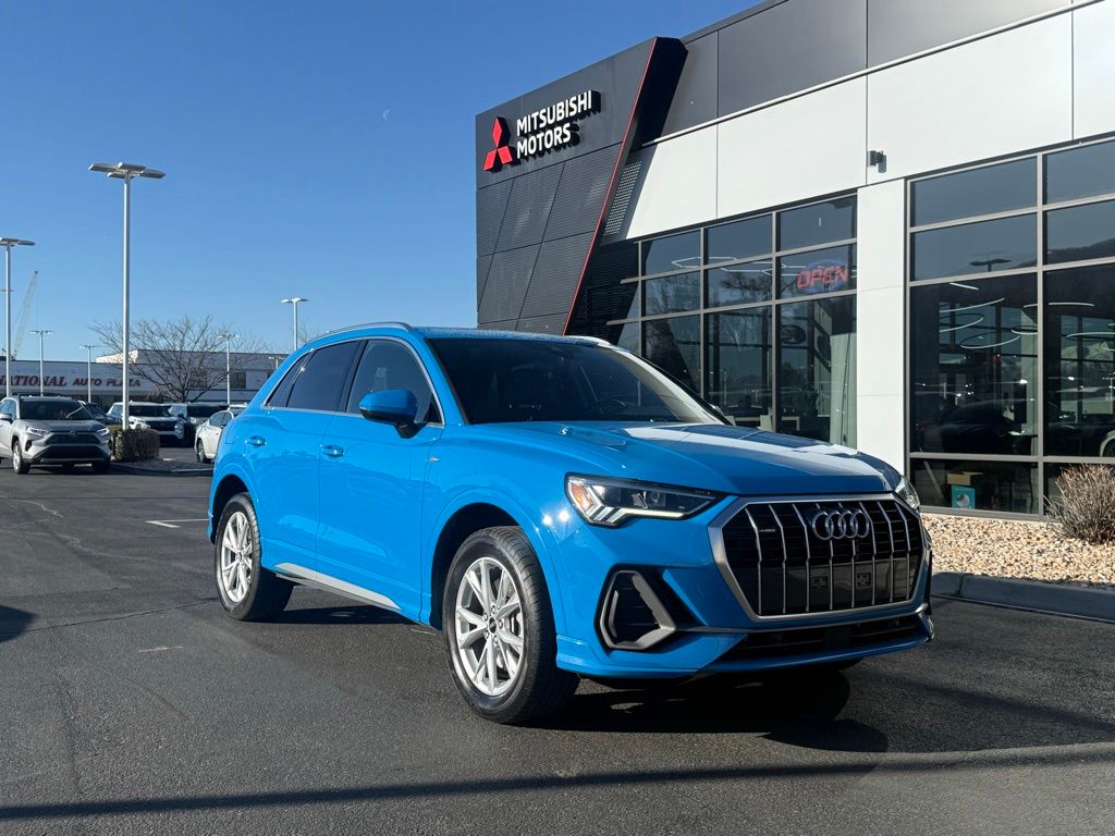 2023 Audi Q3