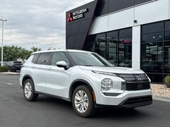 2026 Mitsubishi Outlander ES SUV