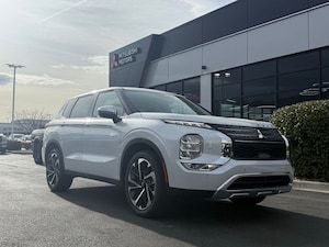 2025 Mitsubishi Outlander Phev SE SUV