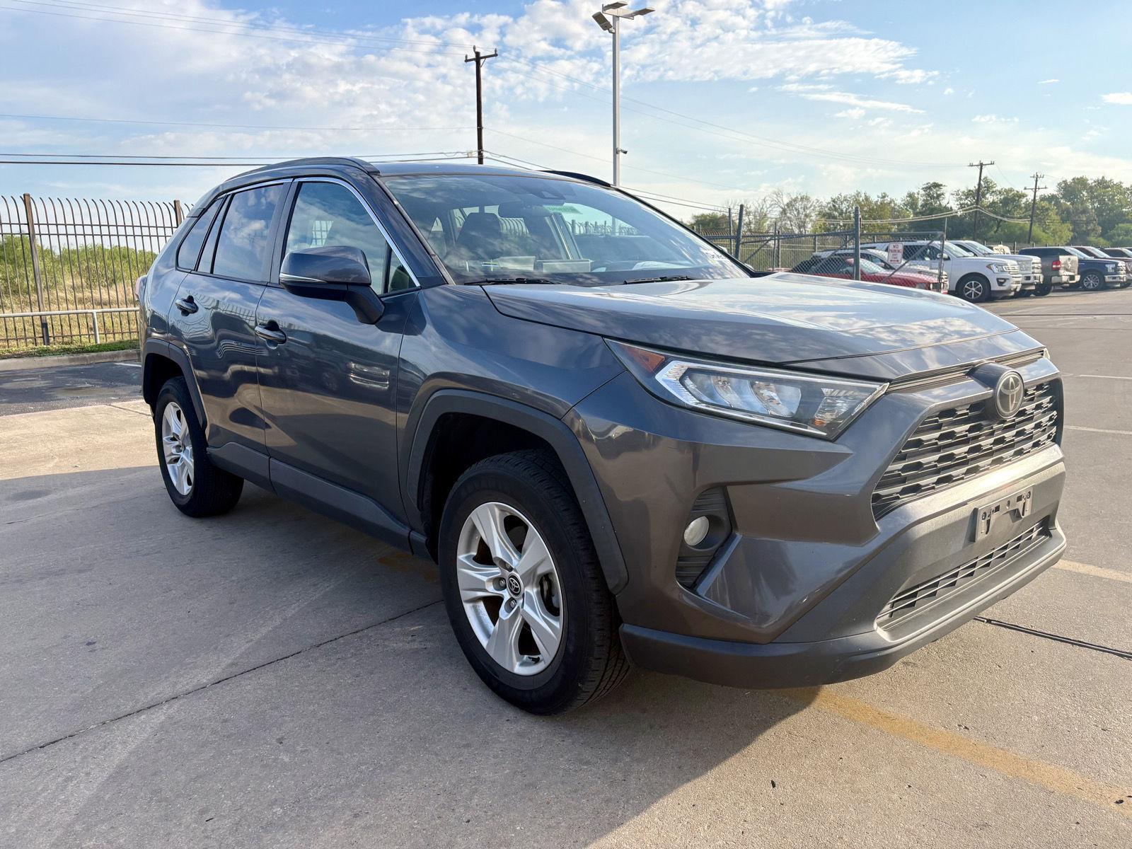  Toyota RAV4