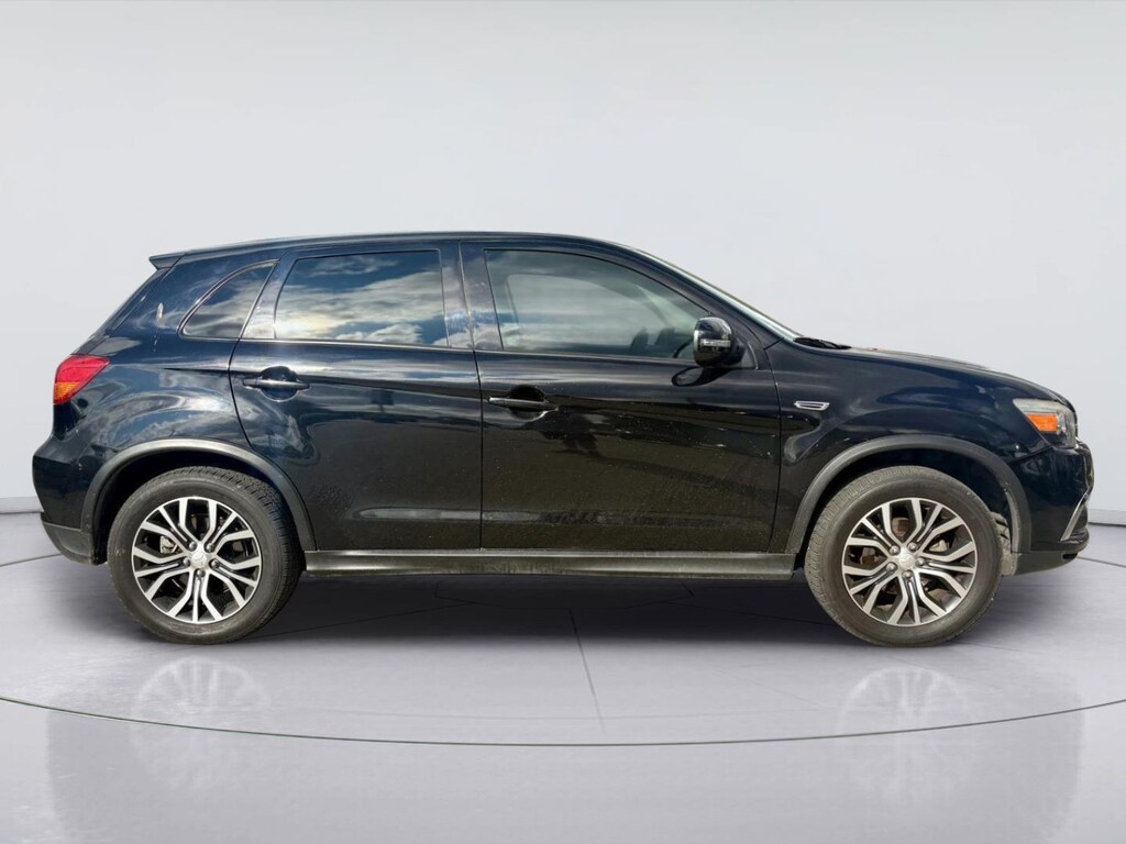 Used 2018 Mitsubishi Outlander Sport ES 2.0 SUV