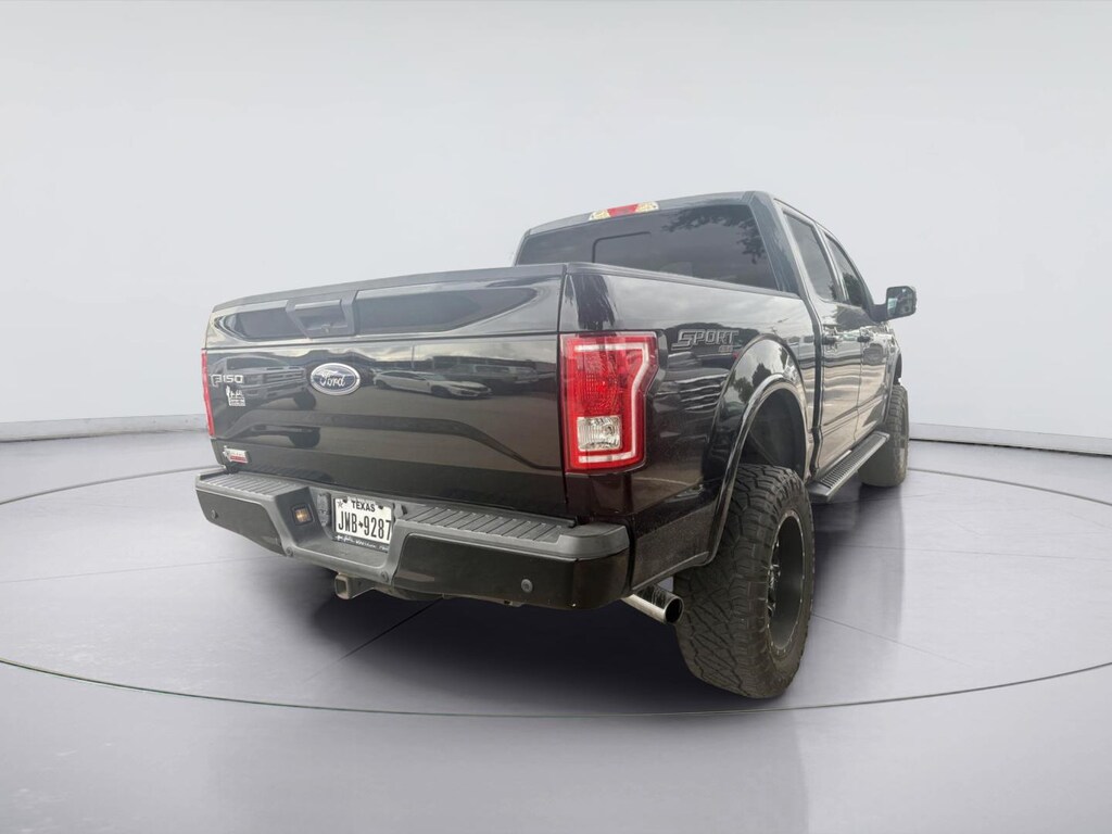 Used 2017 Ford F-150 XLT Truck