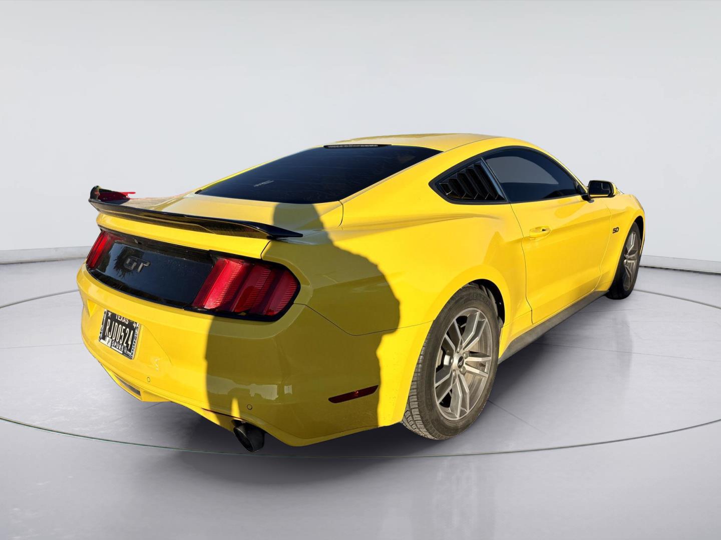 Used 2016 Ford Mustang GT Fastback