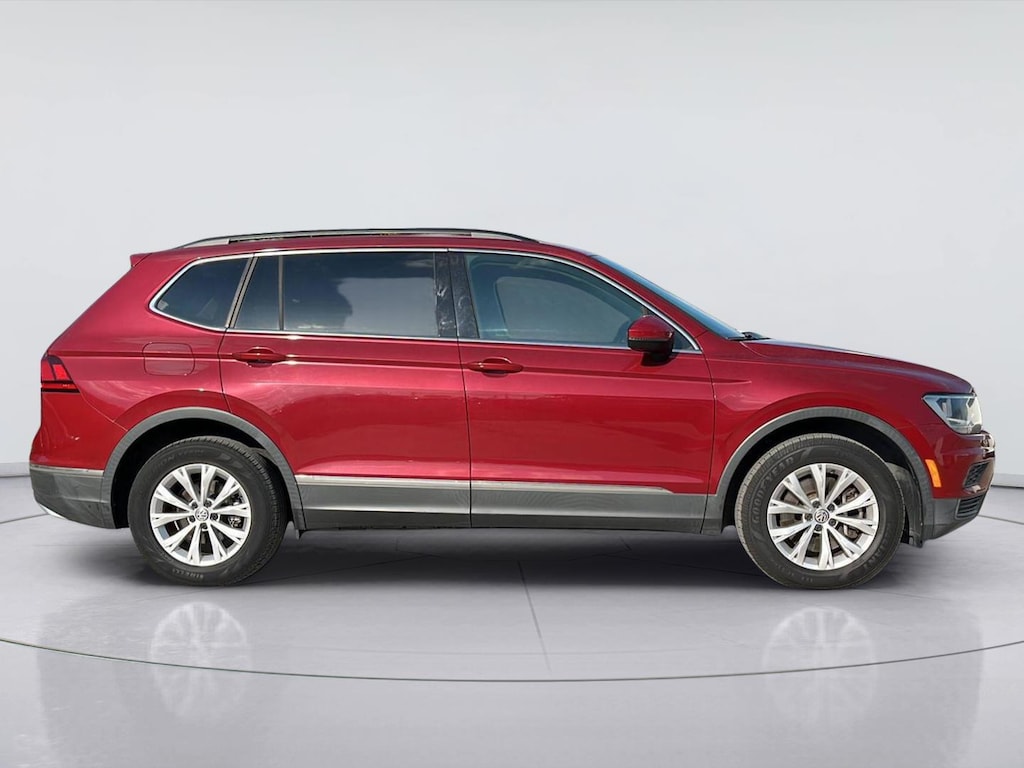 Used 2018 Volkswagen Tiguan SE SUV