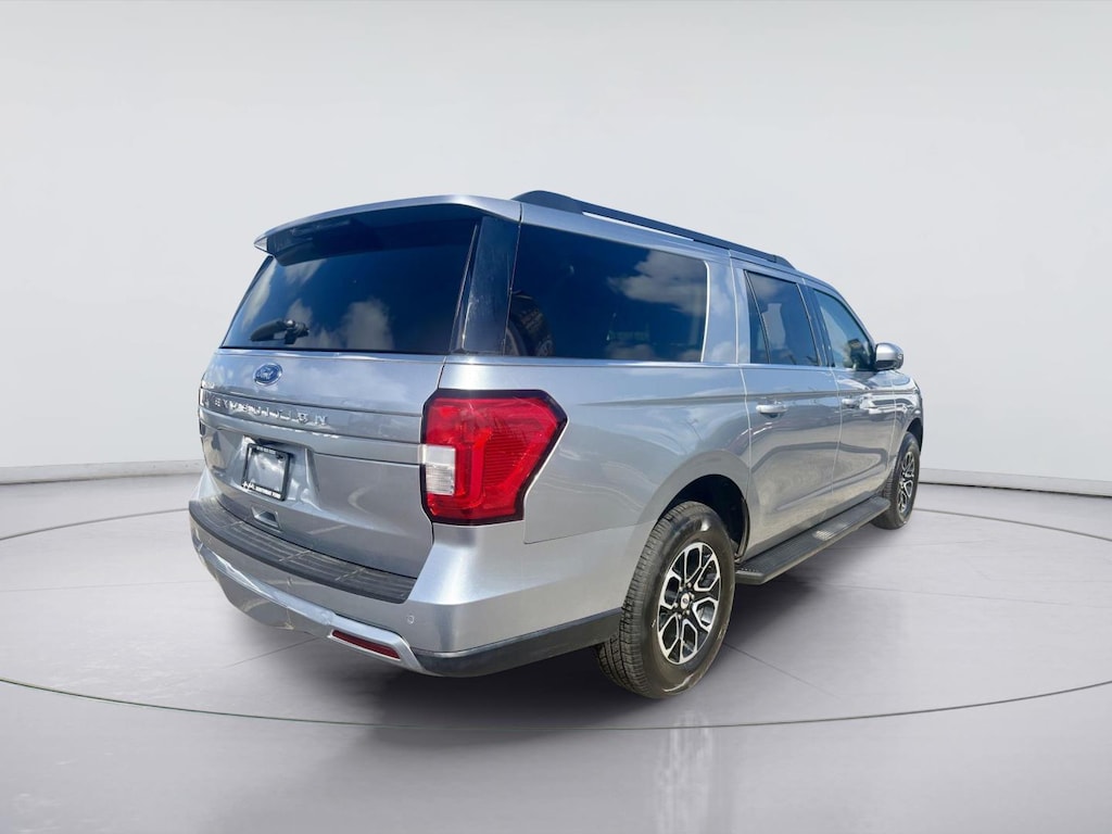 Used 2024 Ford Expedition Max XLT SUV