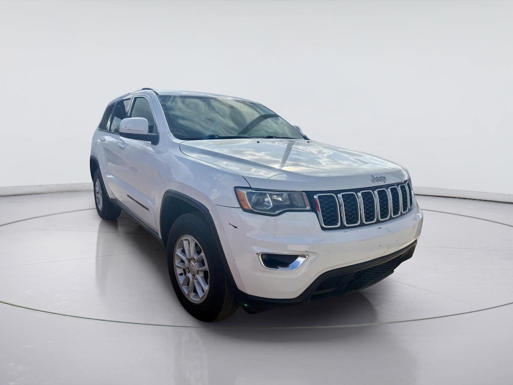 Used 2018 Jeep Grand Cherokee Laredo E SUV
