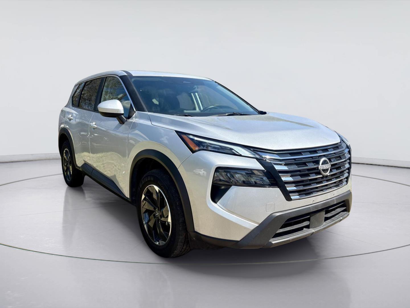 Used 2025 Nissan Rogue SV SUV