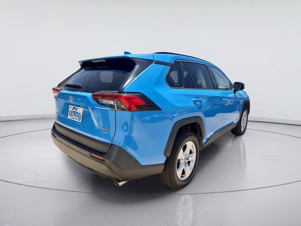 Used 2021 Toyota RAV4 XLE SUV