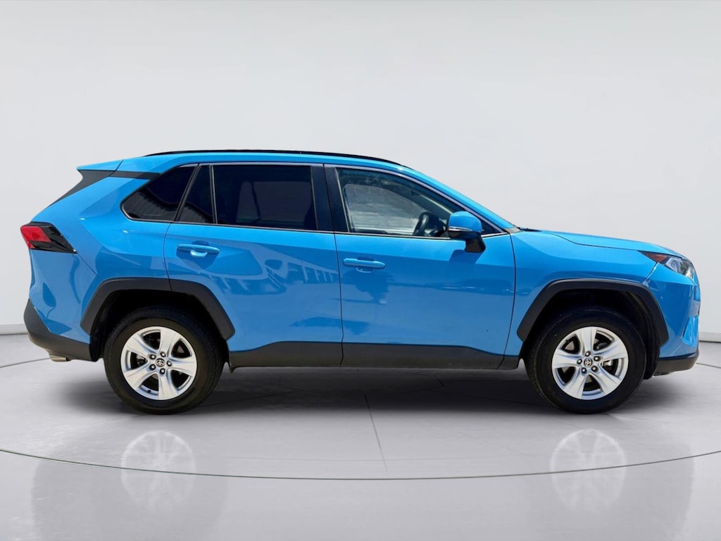 Used 2021 Toyota RAV4 XLE SUV
