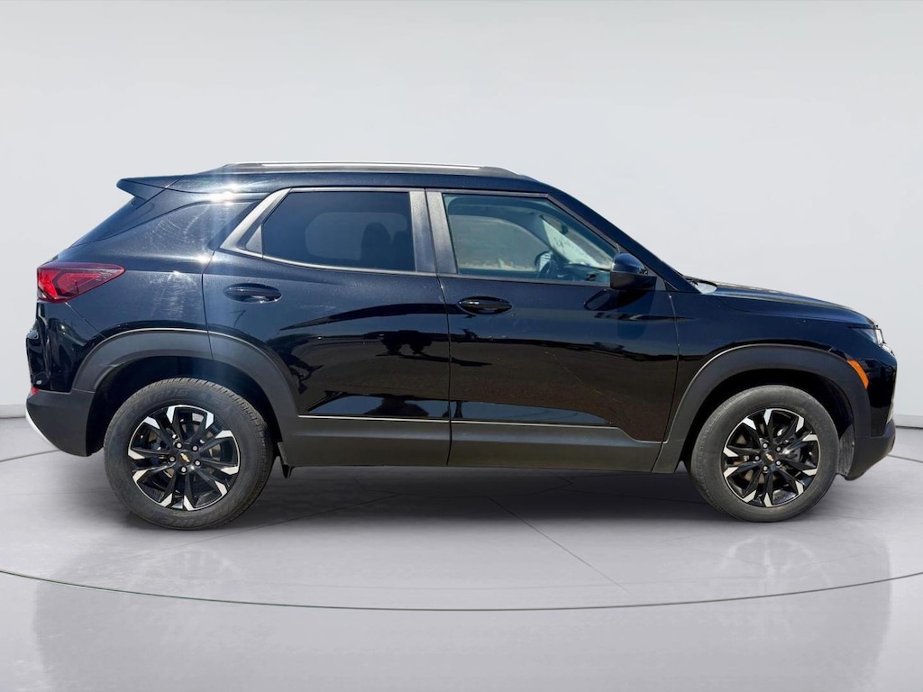Used 2022 Chevrolet Trailblazer LT SUV