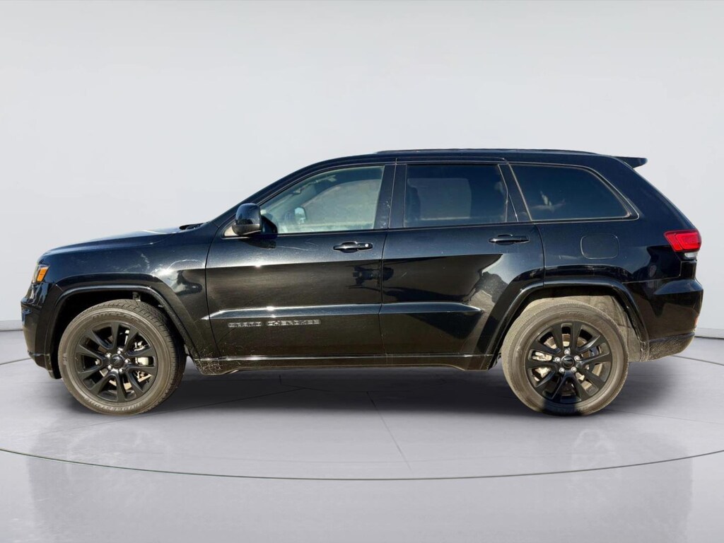 Used 2020 Jeep Grand Cherokee Altitude SUV