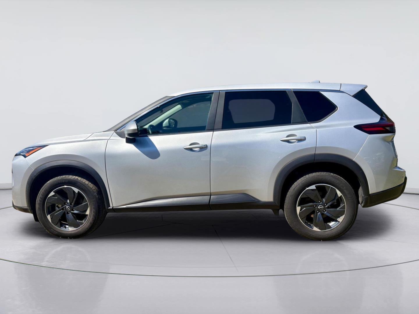 Used 2025 Nissan Rogue SV SUV