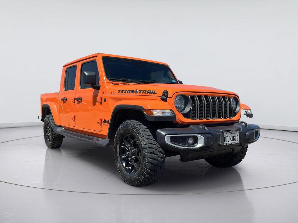 Used 2025 Jeep Gladiator Texas Trail Truck