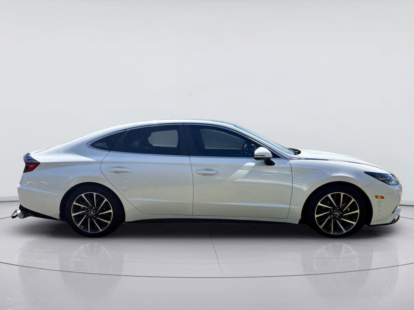 Used 2022 Hyundai Sonata Limited Sedan