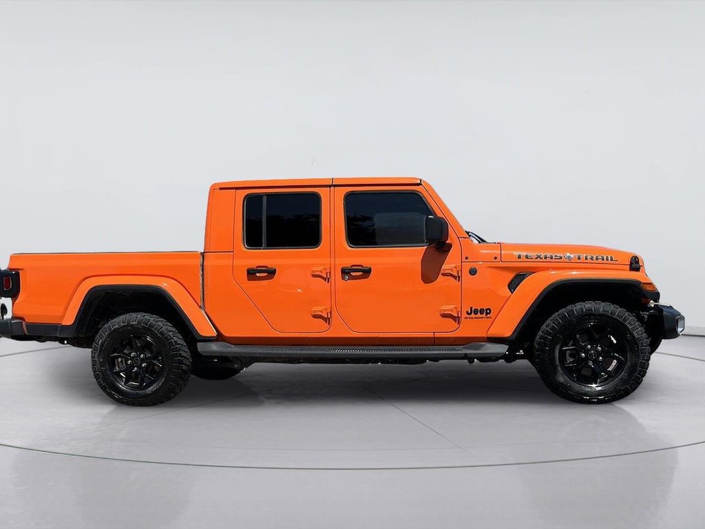 Used 2025 Jeep Gladiator Texas Trail Truck