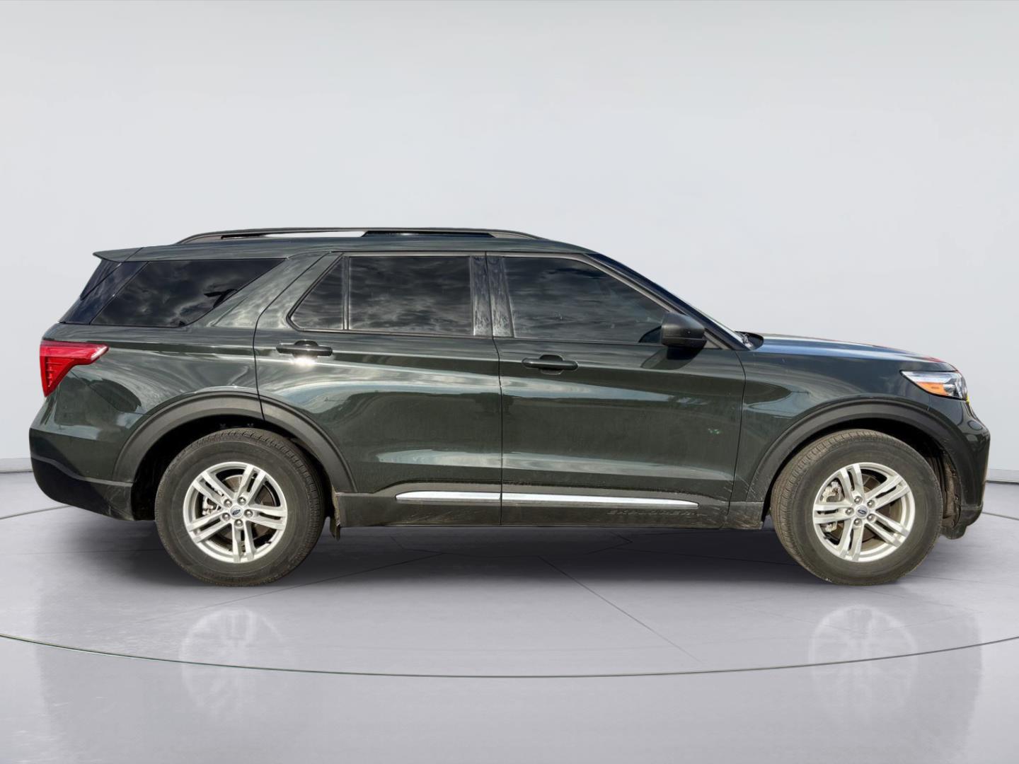 Used 2024 Ford Explorer XLT SUV