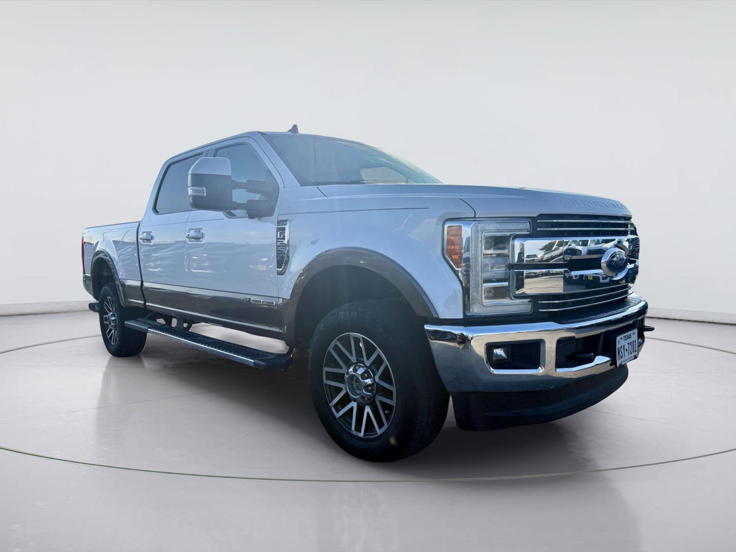 Used 2019 Ford Super Duty F-250 Lariat Truck