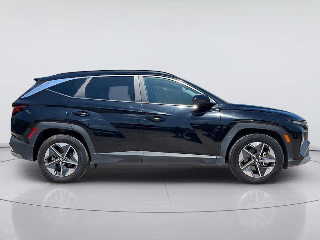 Used 2025 Hyundai Tucson SEL SUV