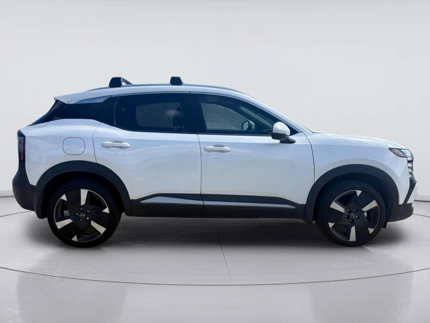 Used 2025 Nissan Kicks SR