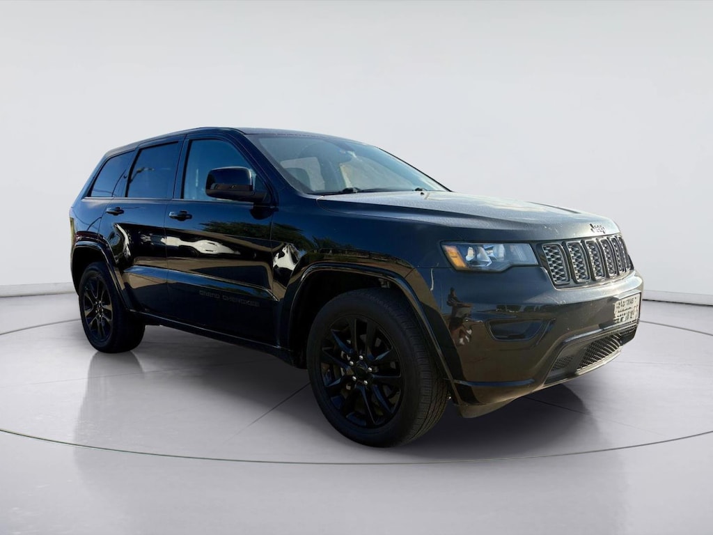 Used 2020 Jeep Grand Cherokee Altitude SUV