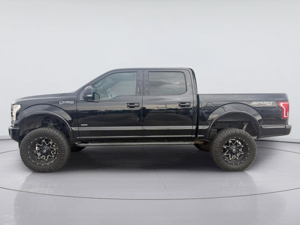 Used 2017 Ford F-150 XLT Truck