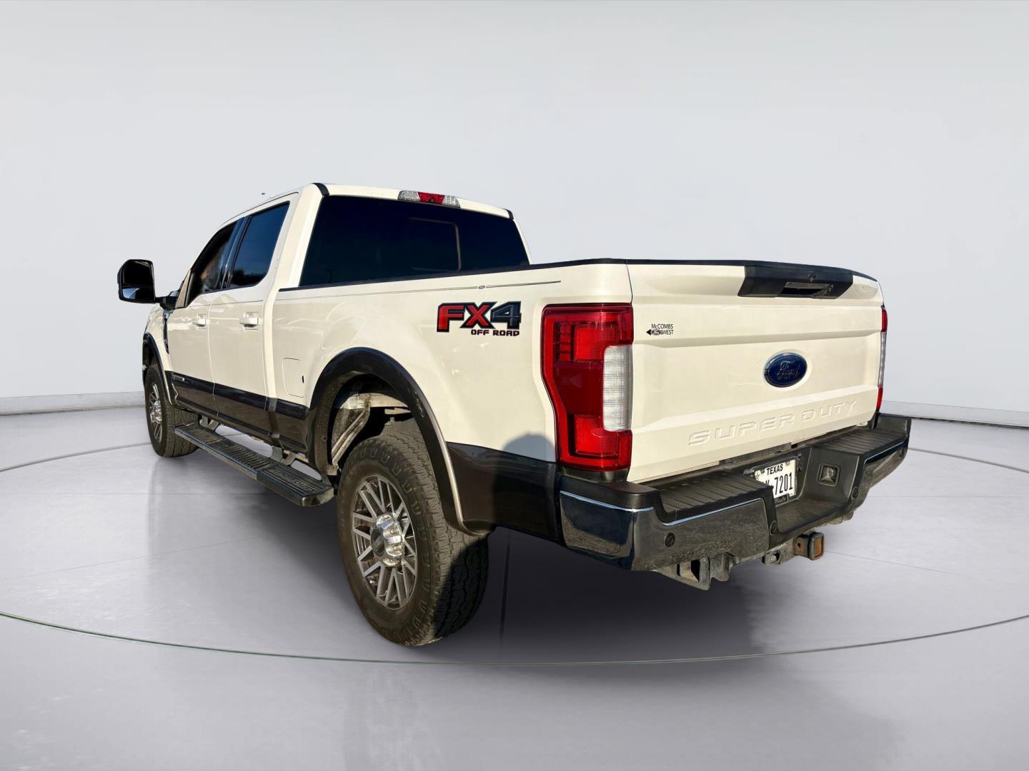 Used 2019 Ford Super Duty F-250 Lariat Truck