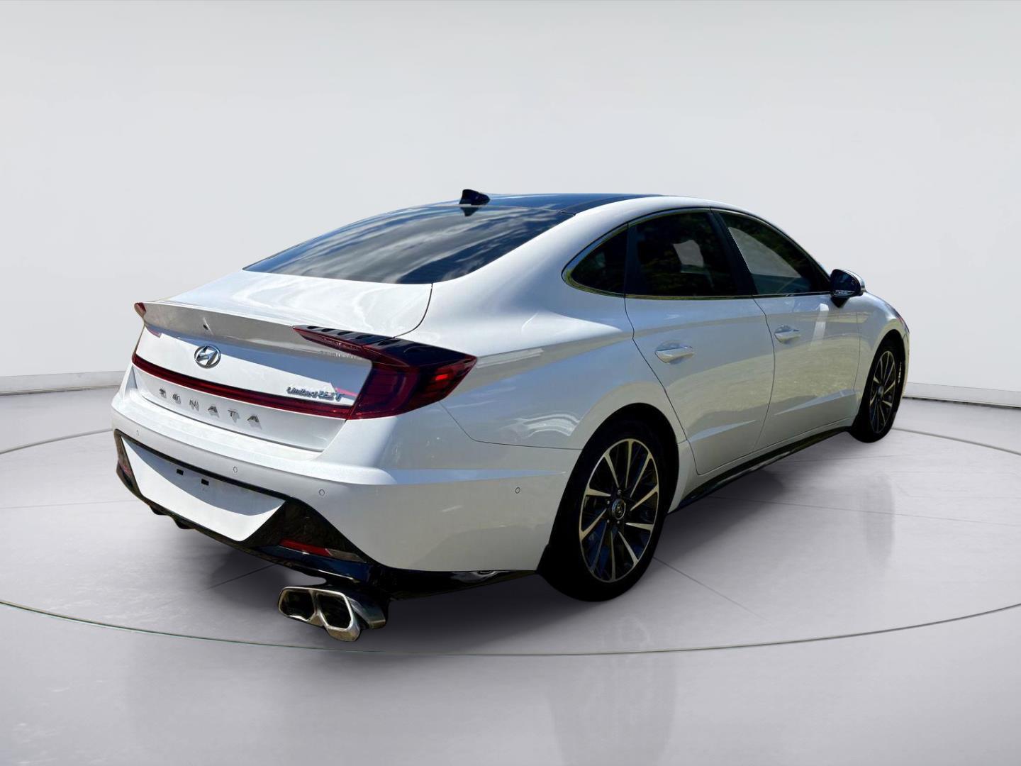 Used 2022 Hyundai Sonata Limited Sedan