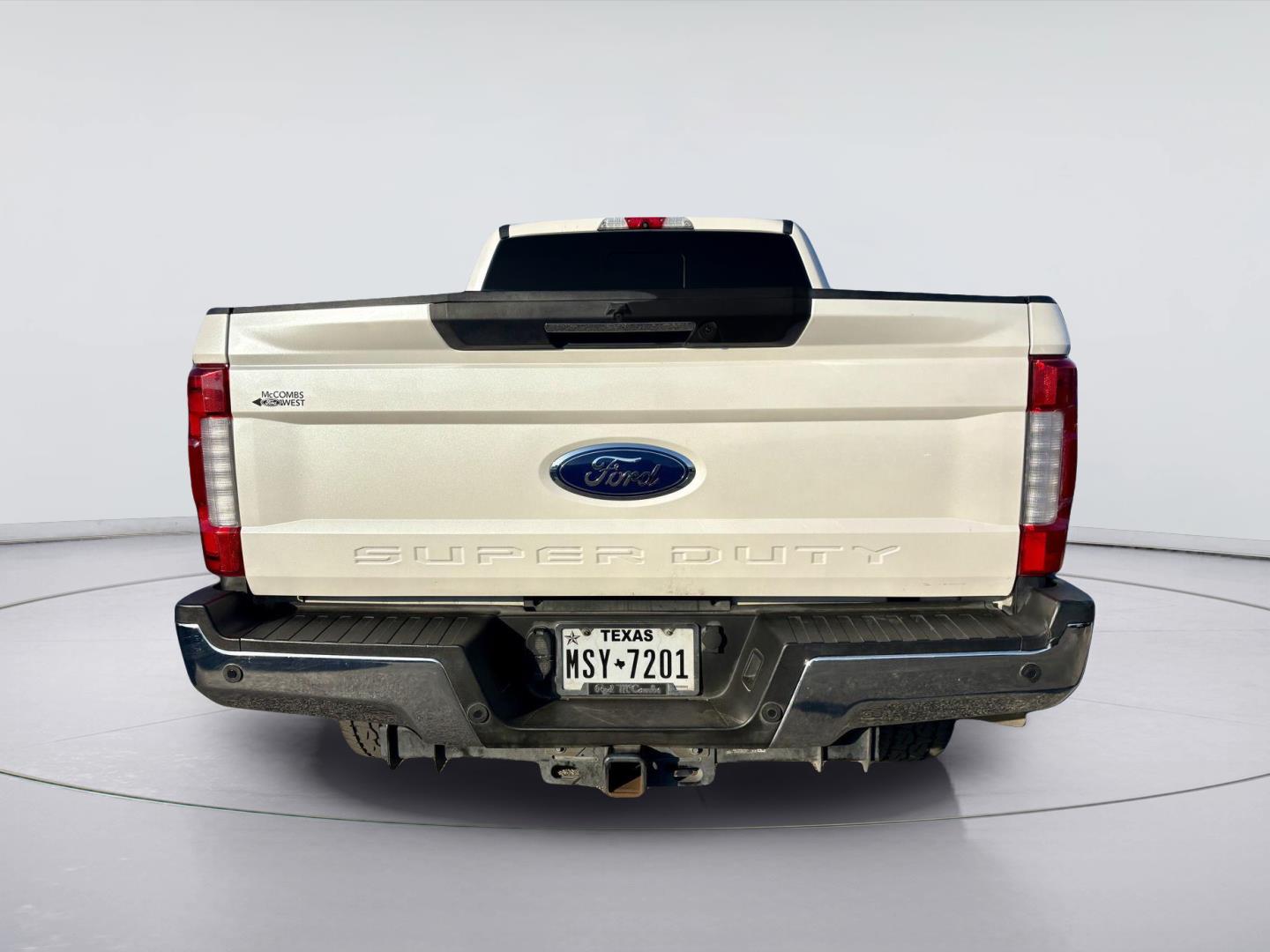 Used 2019 Ford Super Duty F-250 Lariat Truck