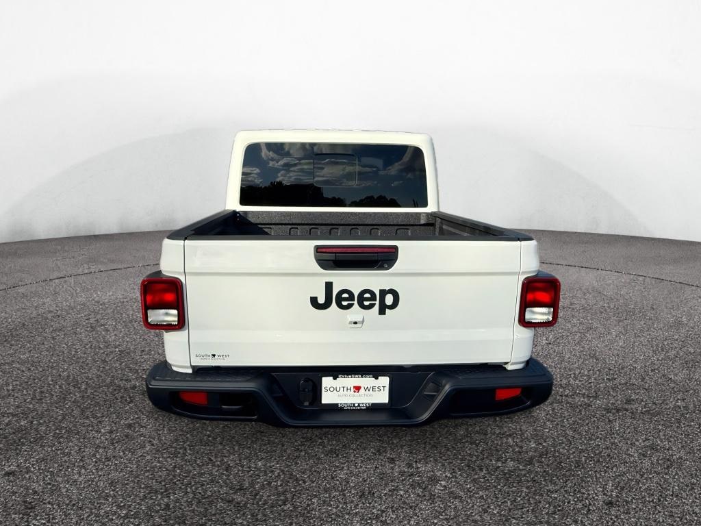 New 2026 Jeep Gladiator SPORT S 4X4 Pickup