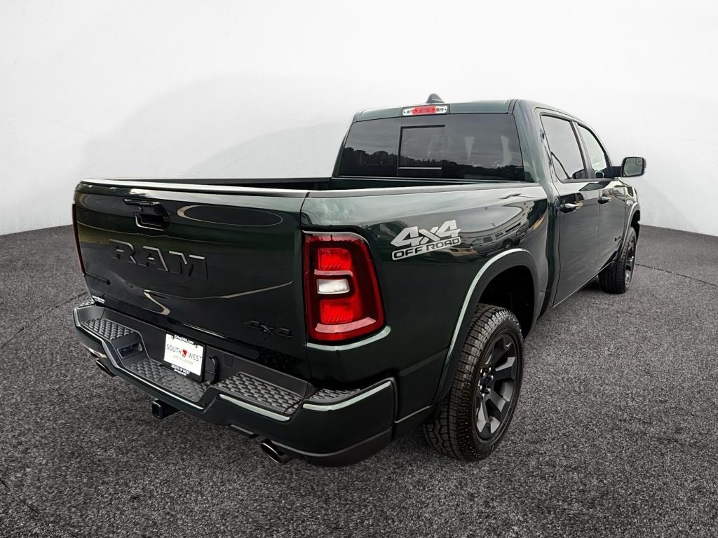New 2026 Ram 1500 BIG HORN CREW CAB 4X4 5'7 BOX Pickup