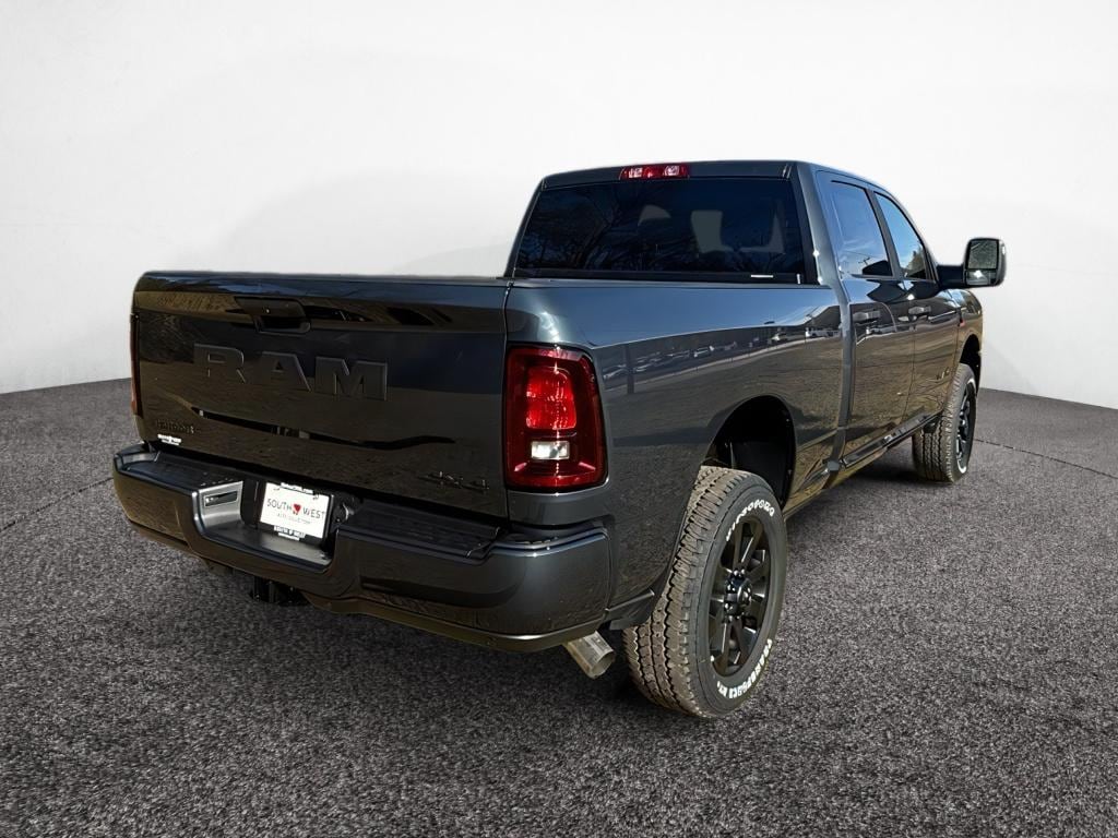 New 2026 Ram 2500 BIG HORN CREW CAB 4X4 6'4 BOX Pickup