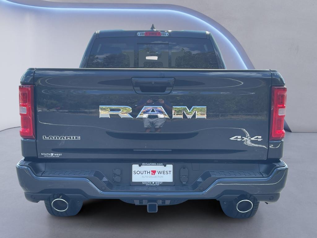 New 2027 Ram 1500 LARAMIE CREW CAB 4X4 5'7 BOX Pickup