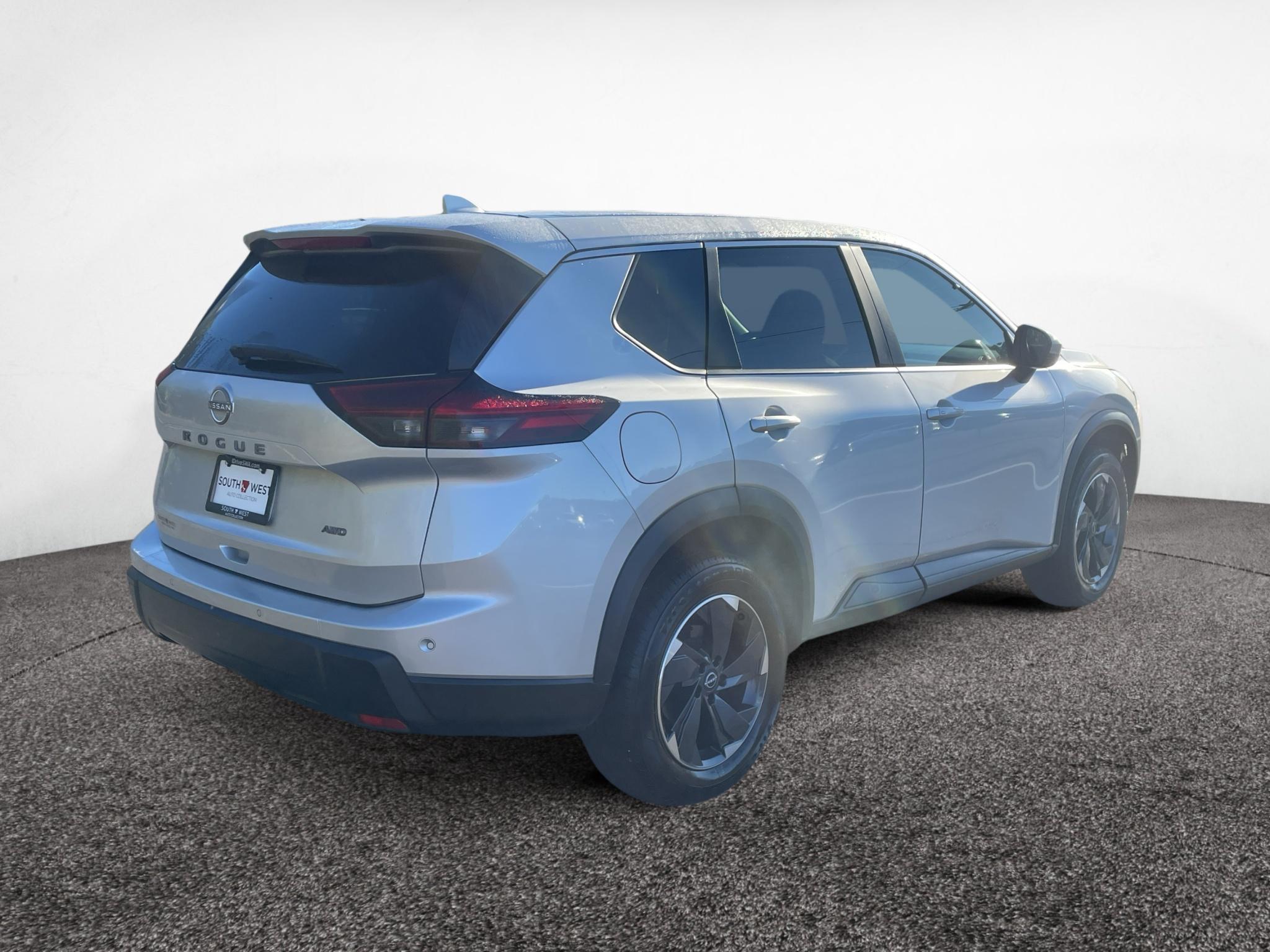 Used 2025 Nissan Rogue SV SUV