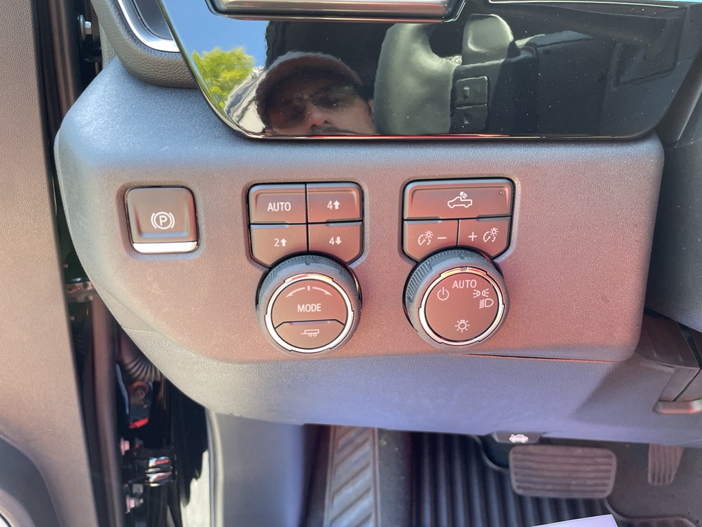 2026 Chevrolet Silverado 1500 LT - Photo 13