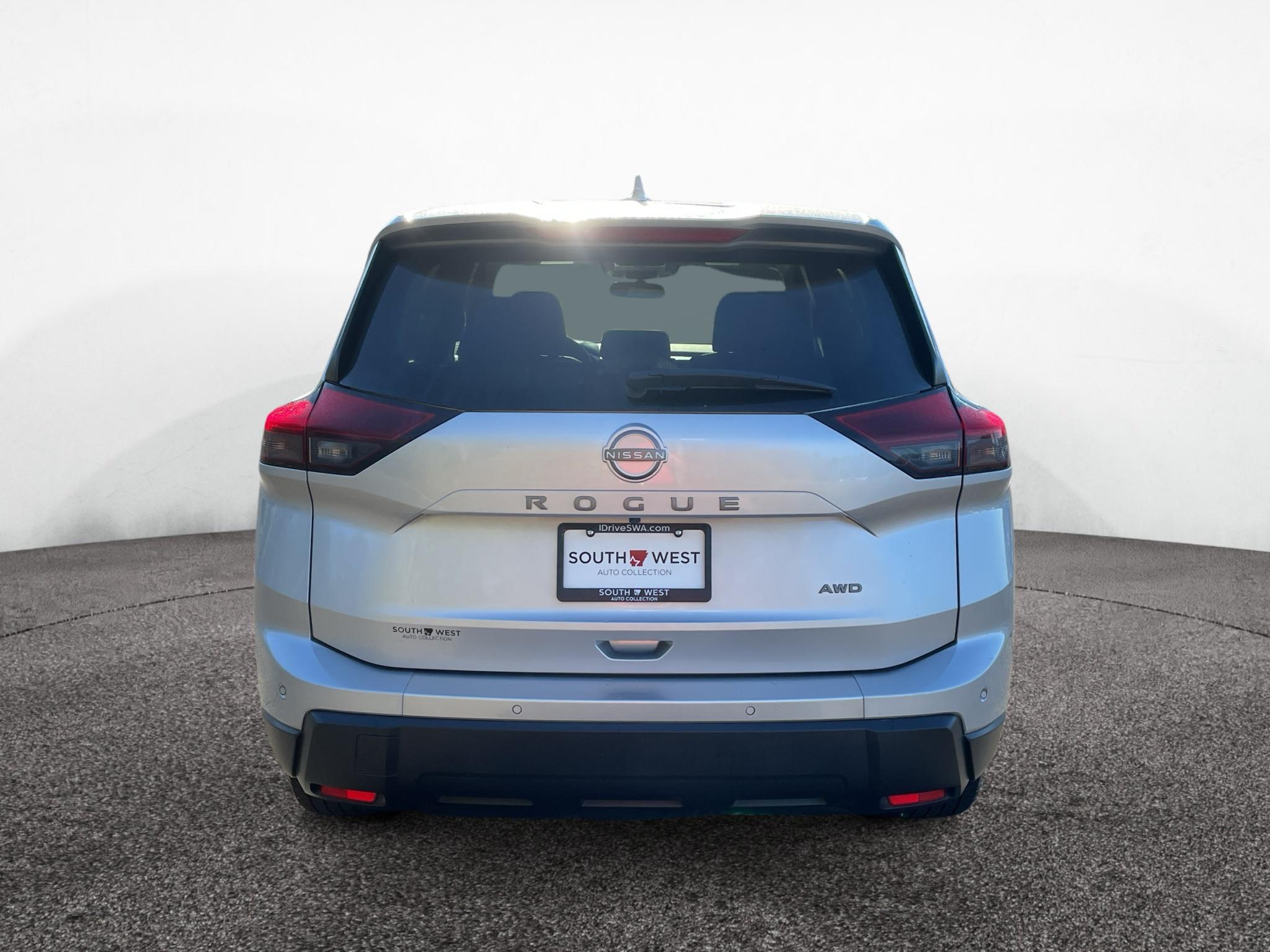 Used 2025 Nissan Rogue SV SUV