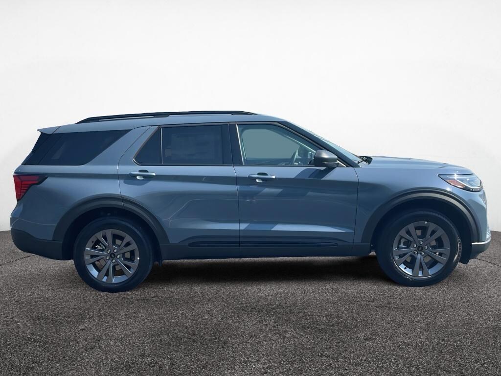 New 2026 Ford Explorer Active w/200A Pkg SUV