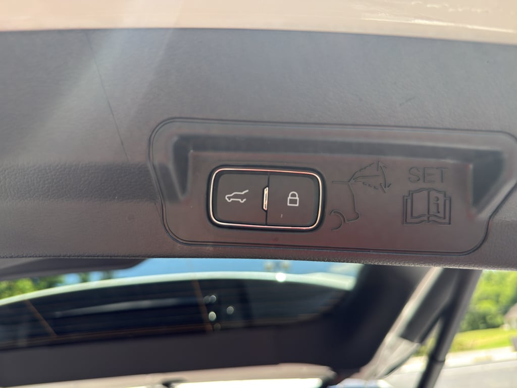 2026 Ford Explorer Tremor - Photo 24