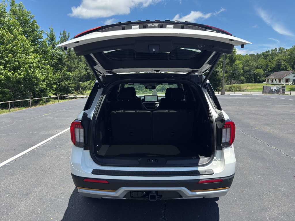 2026 Ford Explorer Tremor - Photo 23