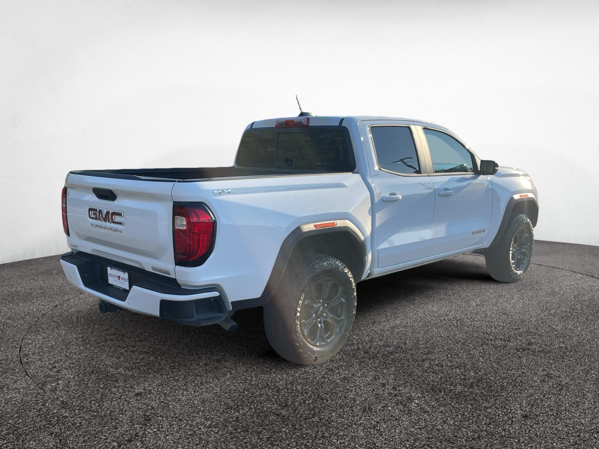 Used 2025 GMC Canyon 4WD Elevation Crew Cab