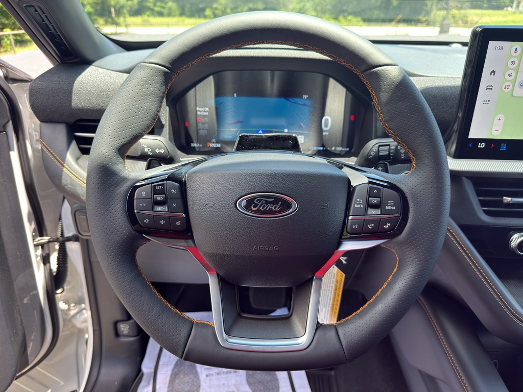 2026 Ford Explorer Tremor - Photo 14
