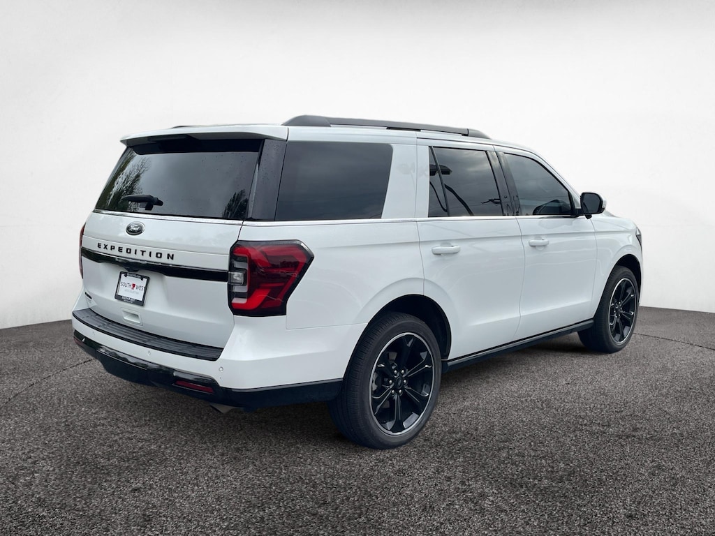 Used 2024 Ford Expedition Limited Sport Utility