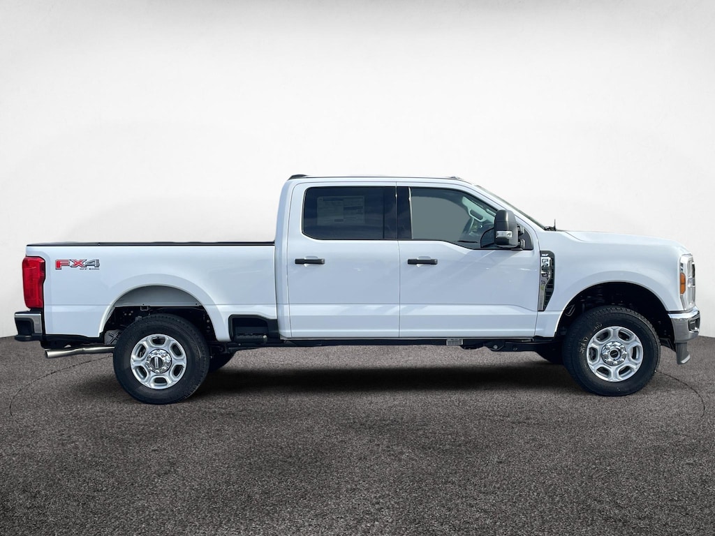 New 2027 Ford F-250 XLT Crew Cab
