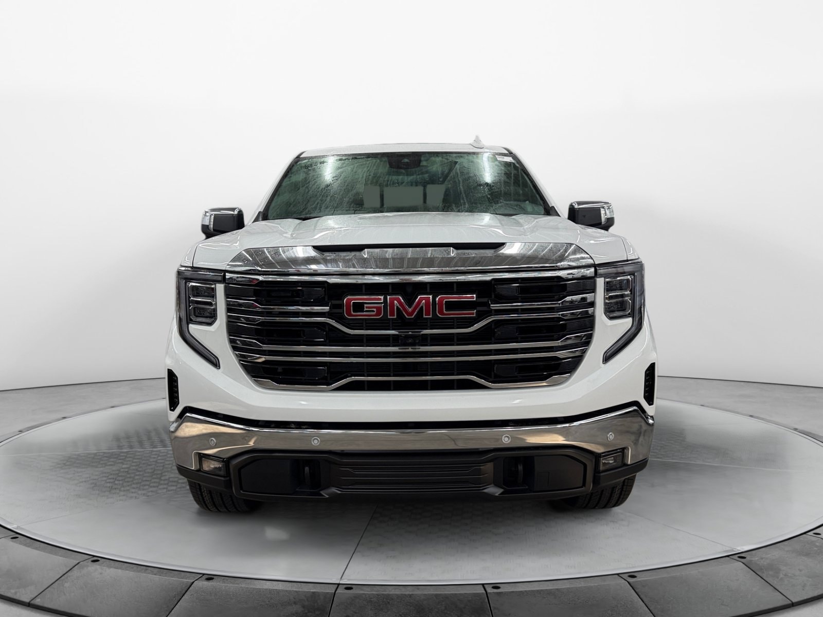 2026 GMC Sierra 1500 SLT - Photo 7